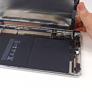 Come sostituire la batteria di iPad Air difettosa