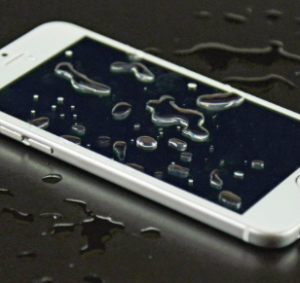iPhone 6s acqua
